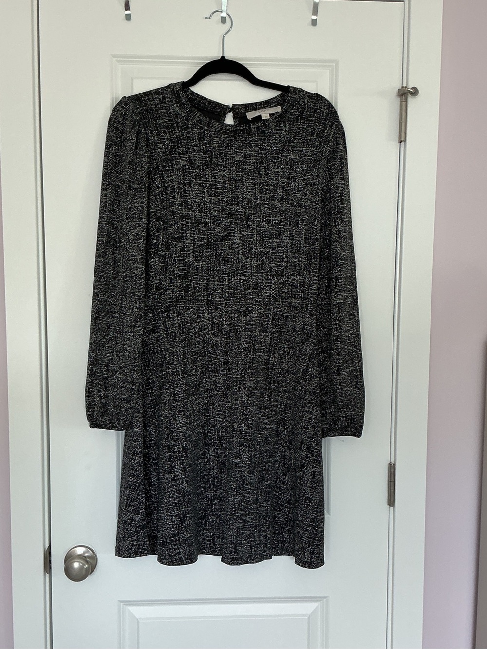 LOFT Black Heather Long-Sleeve Shift Dress